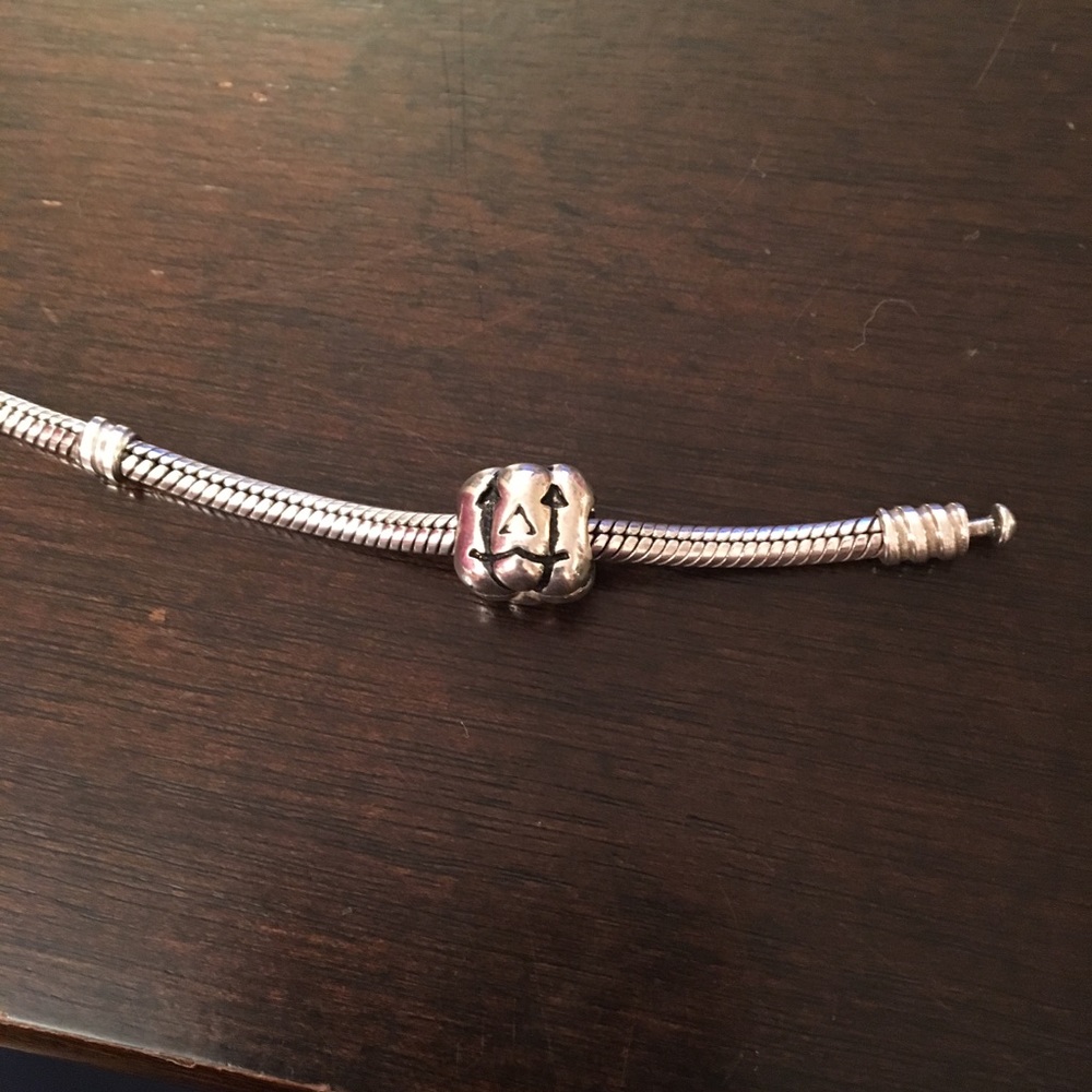 Genuine Pandora 925 sterling silver pumpkin charm